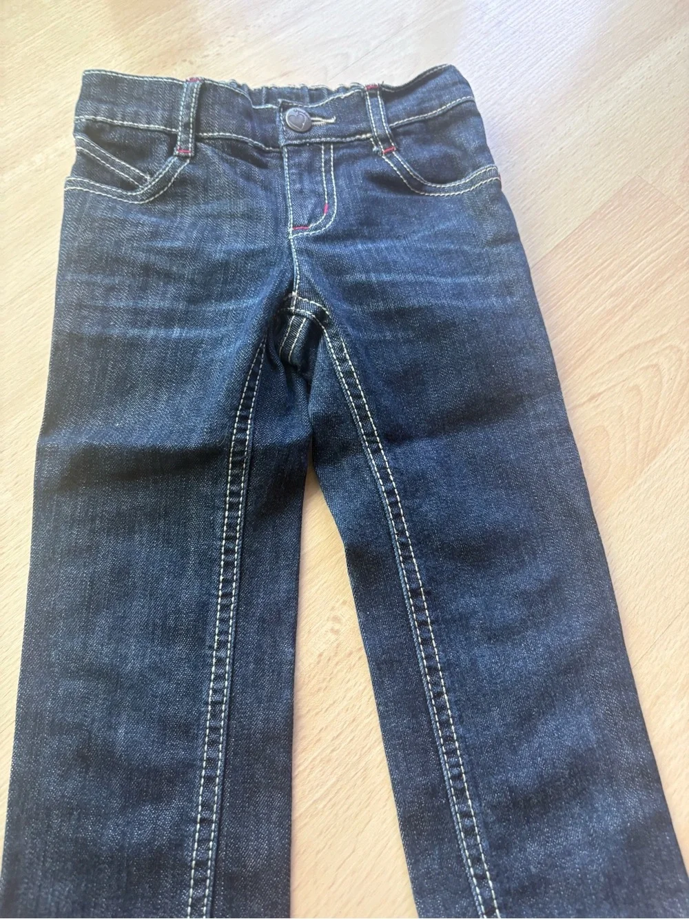 Gymboree girl 3T dark stretch denim jeans strawberry accent contrast stitching
